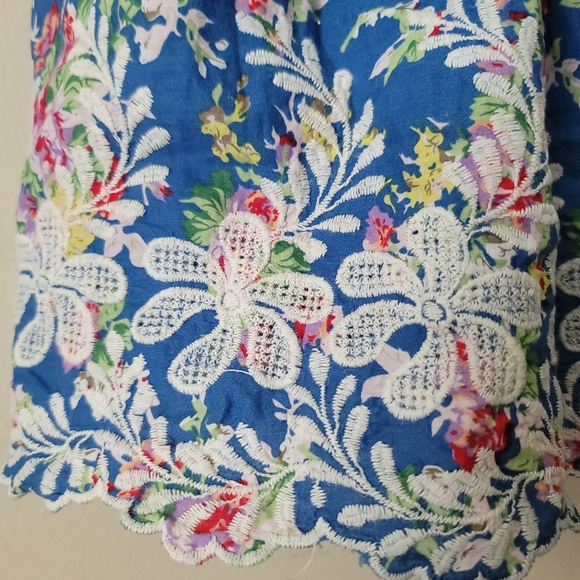Vintage Summer Floral Embroidered Dress Size up to Medium - Picture 5 of 10